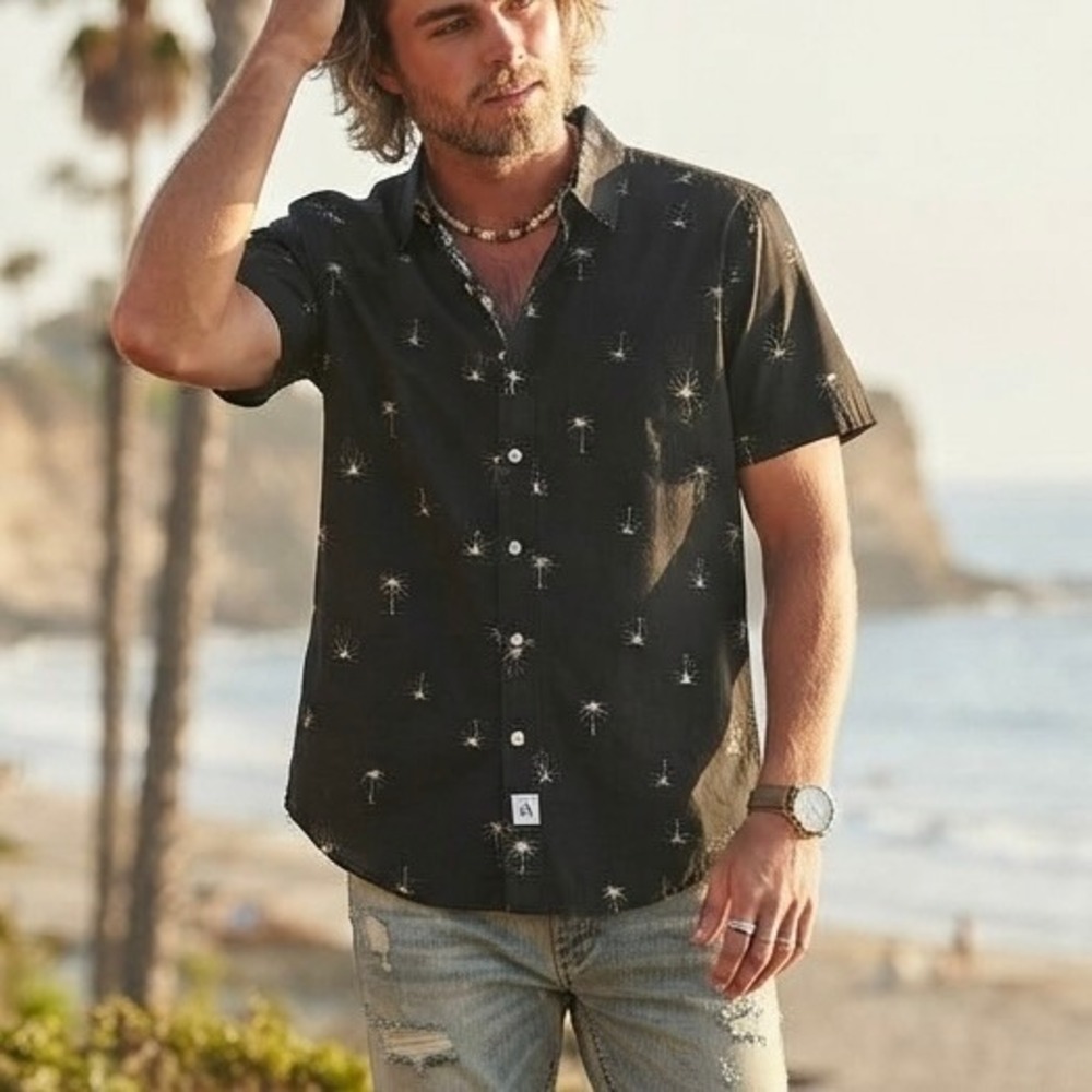 Volcom Peace Palm Short Sleeve Skate Surf Button Down Shirt Mens Medium Black